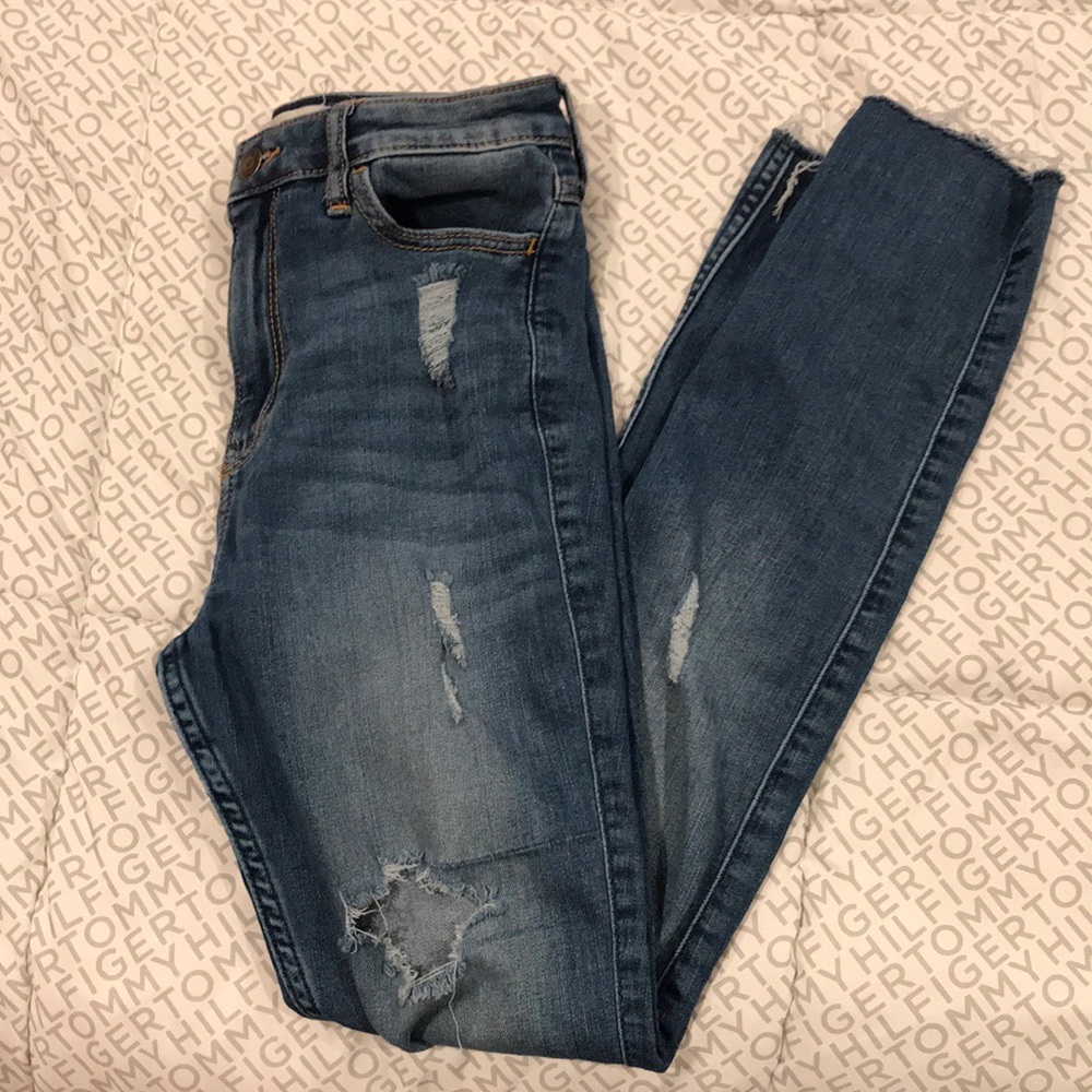 High waisted ripped skinny jeans